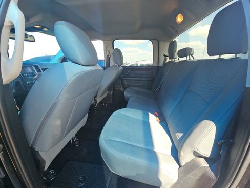 Used 2016 RAM 2500 Tradesman w/ Chrome Appearance Group AWD/4WD image 14