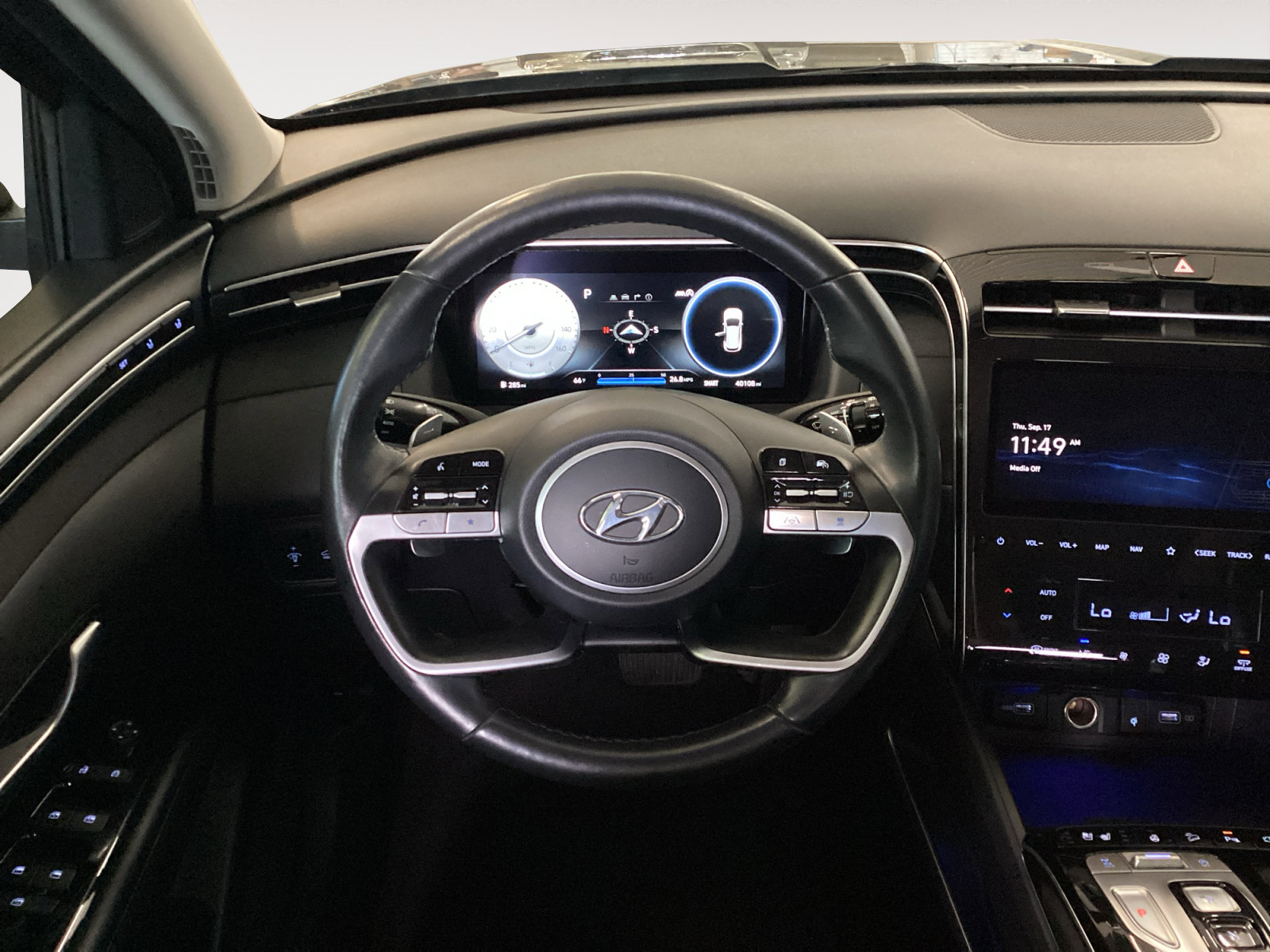 Used 2022 Hyundai Tucson Limited AWD/4WD image 12