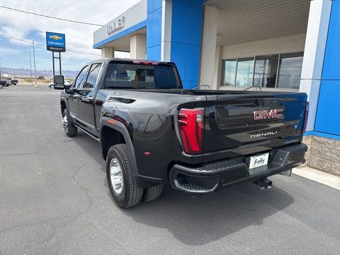 Used 2025 GMC Sierra 3500 Denali w/ Denali Reserve Package AWD/4WD image 8