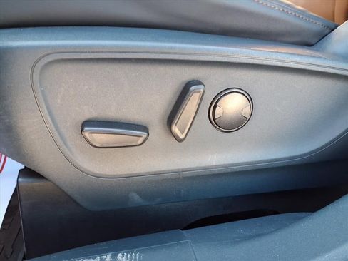 Certified 2023 Ford Maverick Lariat w/ Lariat Luxury Package image 24