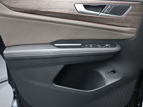 Used 2025 Volkswagen Atlas SEL image 22