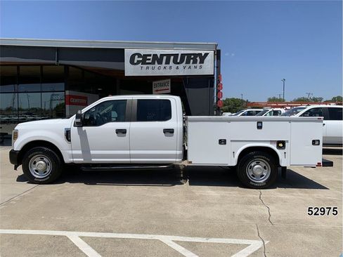 Used 2019 Ford F350 XL w/ Power Equipment Group RWD image 4