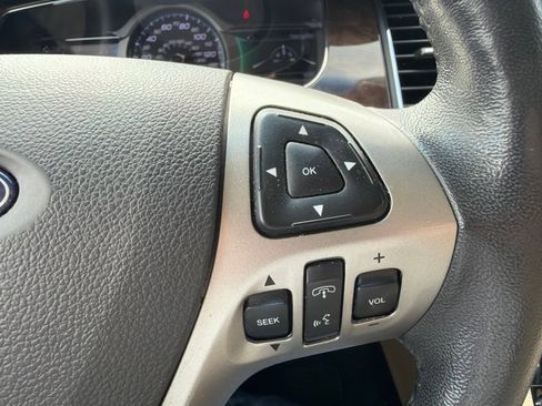 Used 2019 Ford Taurus Limited FWD image 15