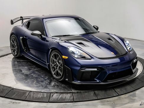 Used 2025 Porsche 718 Cayman GT4 RS RWD image 32
