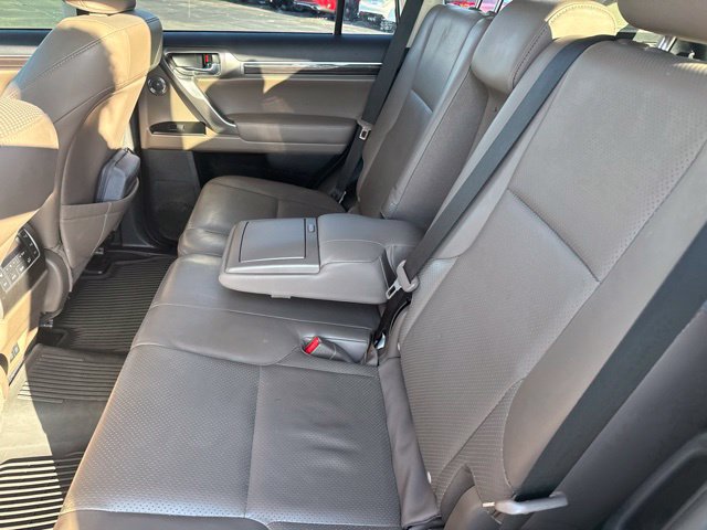 Used 2022 Lexus GX 460 Luxury w/ Accessory Package AWD/4WD image 22