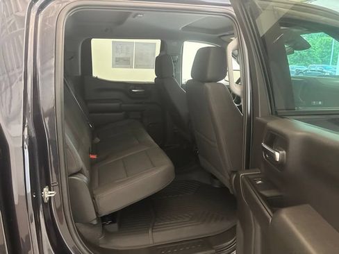 Used 2024 Chevrolet Silverado 1500 Custom Trail Boss AWD/4WD image 3