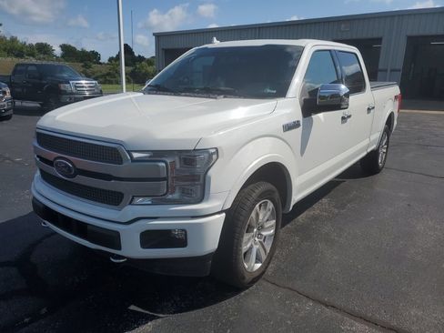 Used 2020 Ford F150 Platinum w/ Equipment Group 701A Luxury AWD/4WD image 3