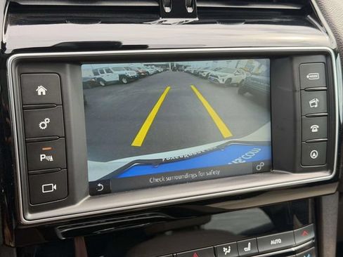 Used 2017 Jaguar F-PACE Prestige AWD/4WD image 22