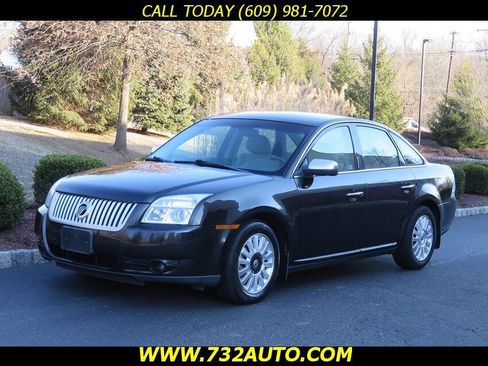 Used 2009 Mercury Sable Sedan image 1