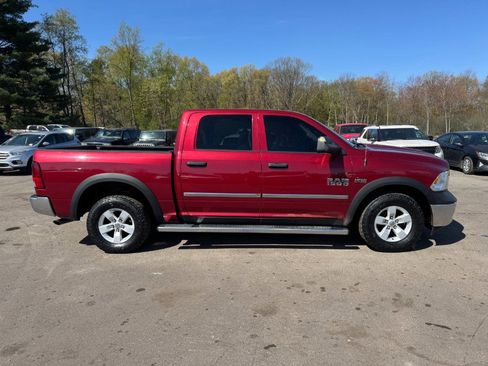 Used 2014 RAM 1500 ST w/ SXT Appearance Group AWD/4WD image 6