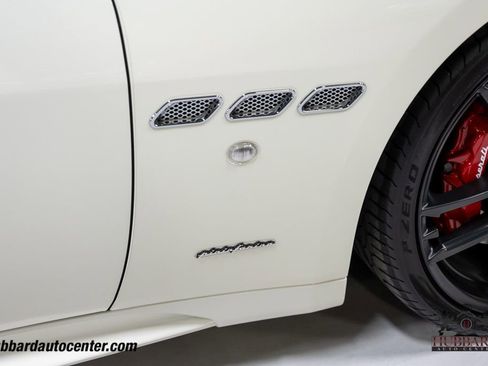 Used 2018 Maserati GranTurismo Sport RWD image 37