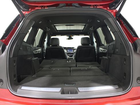 Certified 2023 Cadillac XT6 Luxury FWD image 25