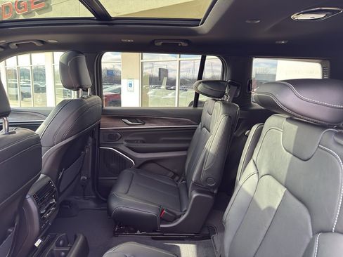 New 2026 Jeep Grand Cherokee L Limited image 33