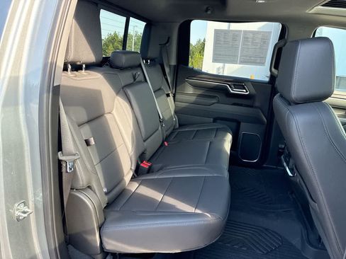 Used 2025 Chevrolet Silverado 1500 LTZ w/ LTZ Premium Package AWD/4WD image 28