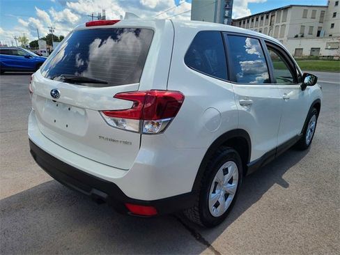 Used 2022 Subaru Forester image 7