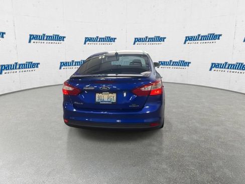 Used 2013 Ford Focus SE FWD image 10