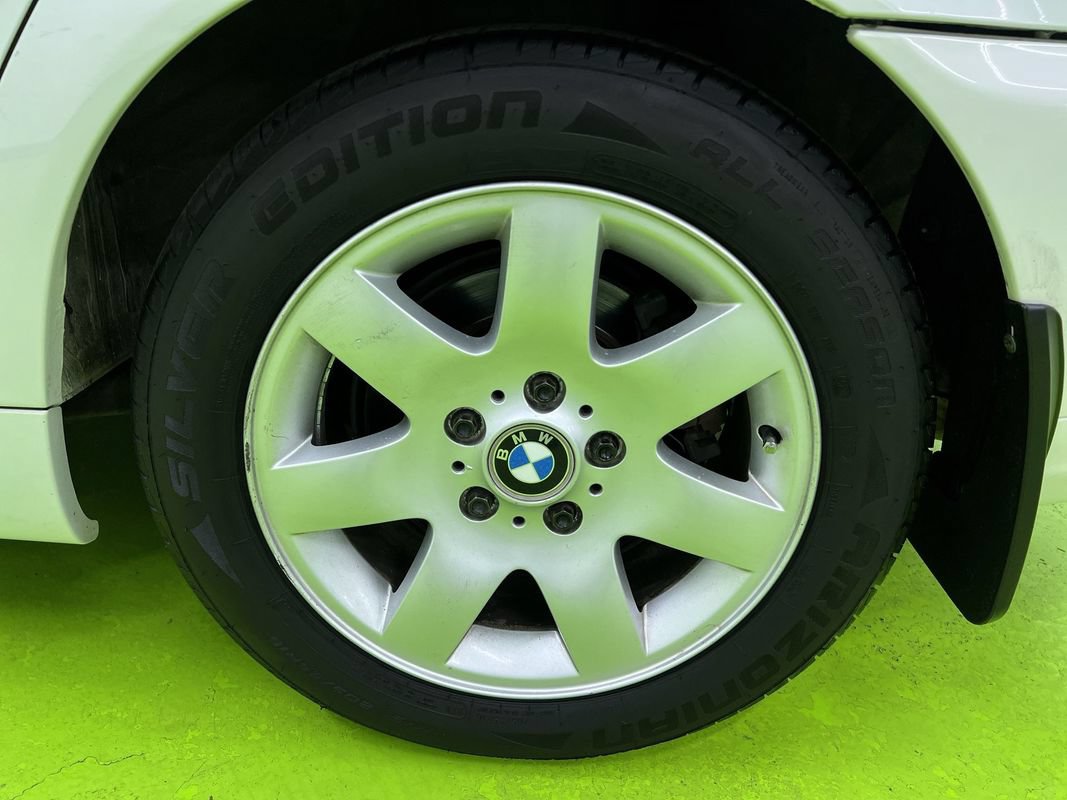 Used 2000 BMW 328i Sedan RWD image 14