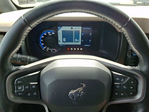 Used 2023 Ford Bronco Wildtrak AWD/4WD image 19