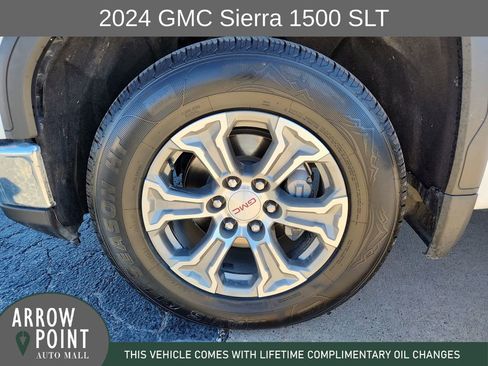 Used 2024 GMC Sierra 1500 SLT image 16
