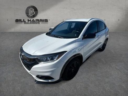 Used 2021 Honda HR-V Sport image 2