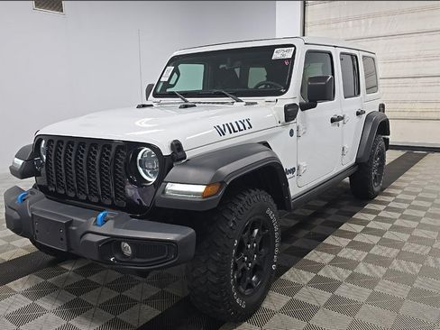 Used 2023 Jeep Wrangler Unlimited w/ Sun & Screen Package AWD/4WD image 1