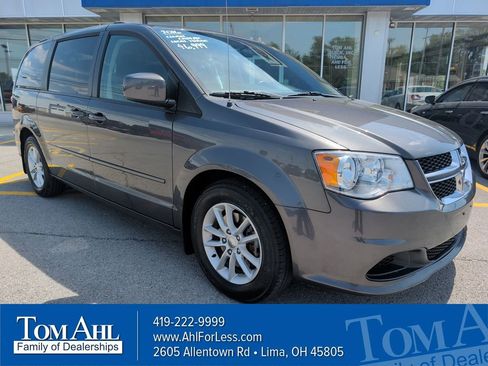 Used 2016 Dodge Grand Caravan SXT w/ Rear Park Assist Package FWD image 1