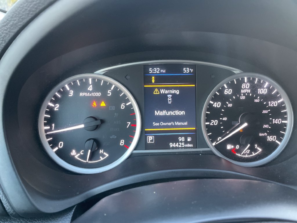 Used 2019 Nissan Sentra S FWD image 17