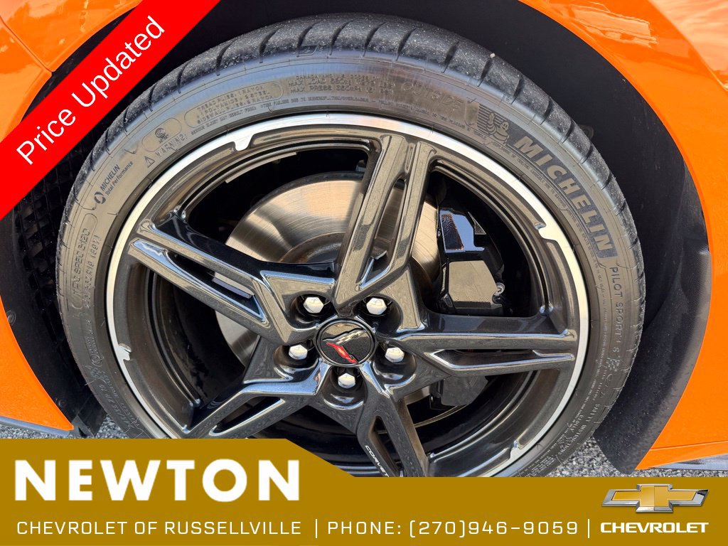 Used 2024 Chevrolet Corvette Stingray Preferred Conv w/ Z51 Performance Package RWD image 28