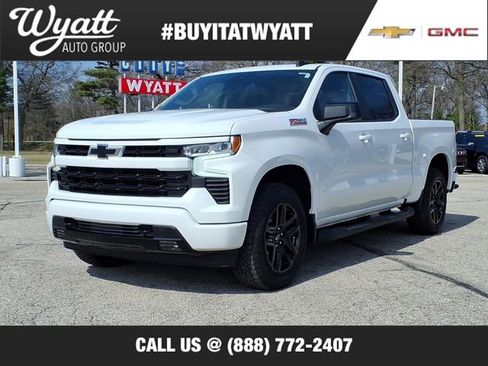 Used 2025 Chevrolet Silverado 1500 RST w/ Z71 Off-Road Package AWD/4WD image 1