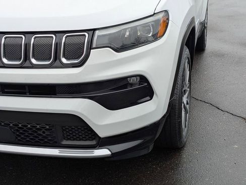 Certified 2022 Jeep Compass Limited w/ Elite Group image 10