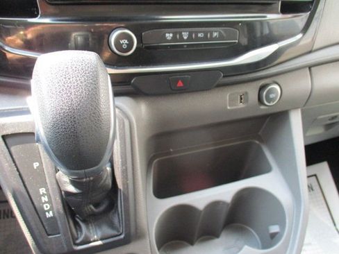 Used 2023 Ford Transit 350 XLT image 15