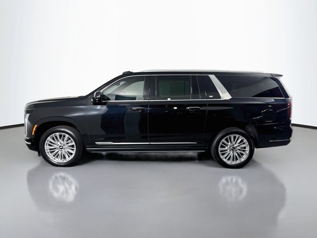 Used 2025 Cadillac Escalade ESV Premium Luxury w/ Touring Package AWD/4WD image 4