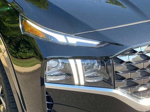 Used 2023 Hyundai Santa Fe Calligraphy AWD/4WD image 4