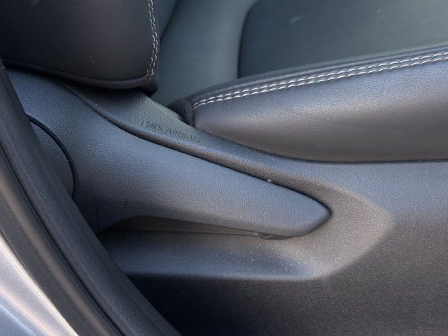 Used 2022 Toyota RAV4 XLE Premium AWD/4WD image 32