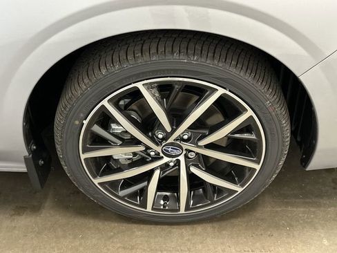 Used 2025 Subaru Impreza 2.0i Sport image 5