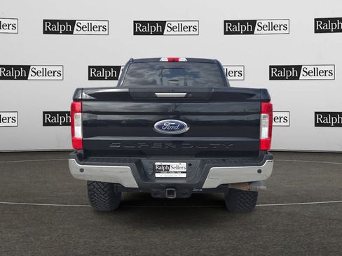 Used 2017 Ford F250 Lariat w/ Lariat Value Package image 5
