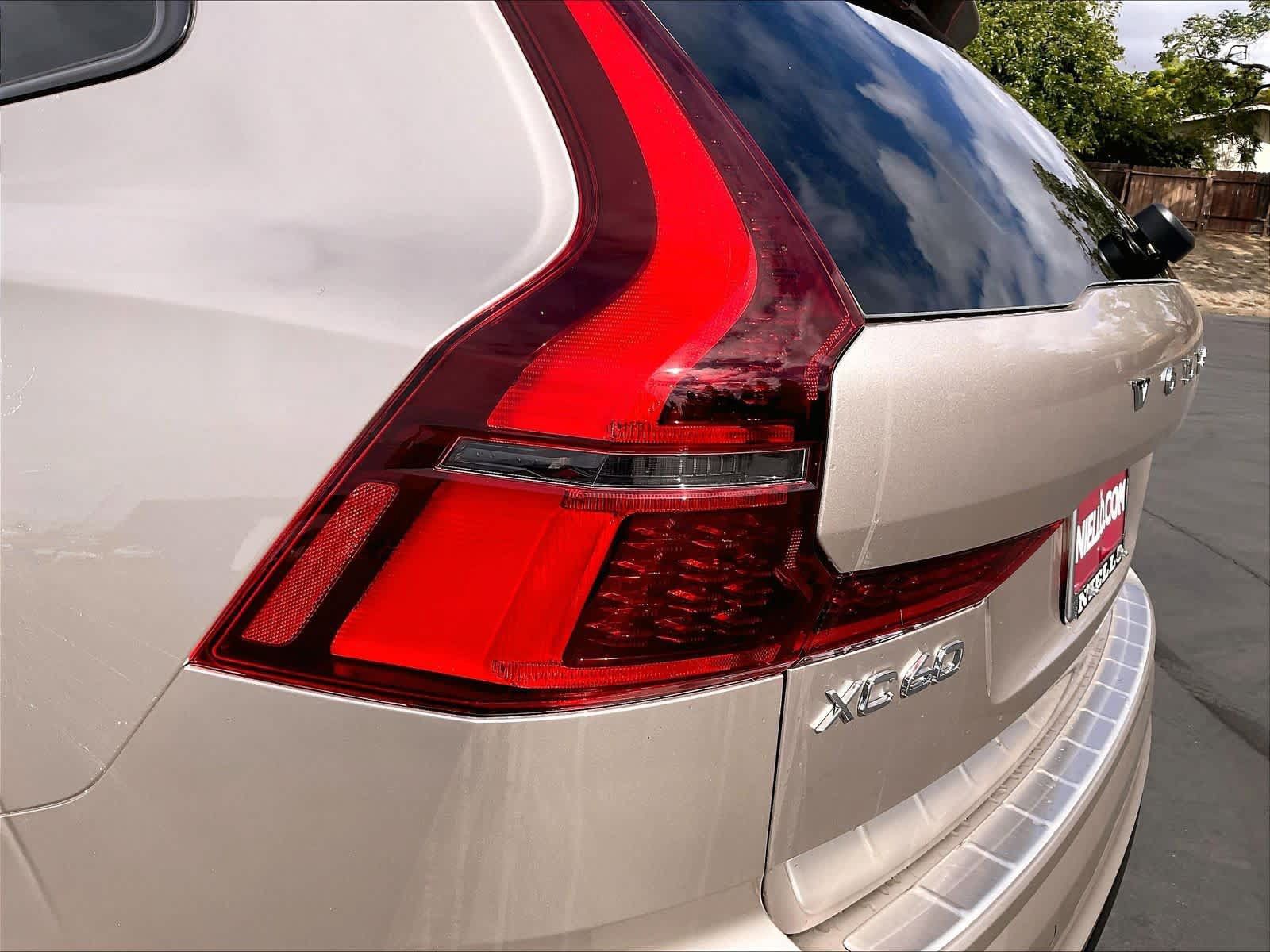 New 2027 Volvo XC60 T8 Ultra AWD/4WD image 25