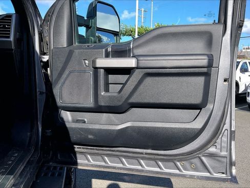 Used 2021 Ford F250 Platinum w/ Tremor Off-Road Package AWD/4WD image 28