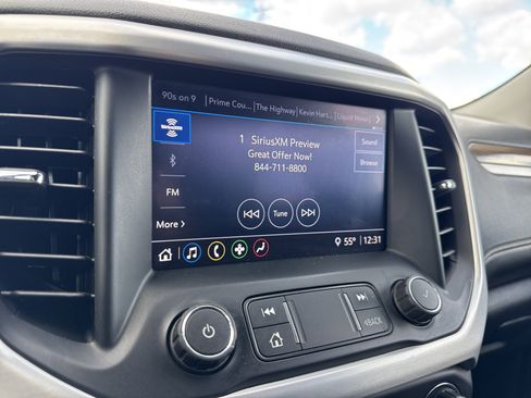 Used 2020 GMC Acadia SLE w/ Driver Convenience Package image 19