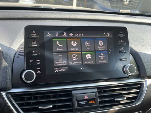 Used 2018 Honda Accord EX-L image 8