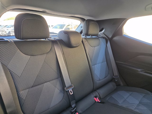 Certified 2027 Chevrolet Bolt LT w/ Comfort Package FWD image 18
