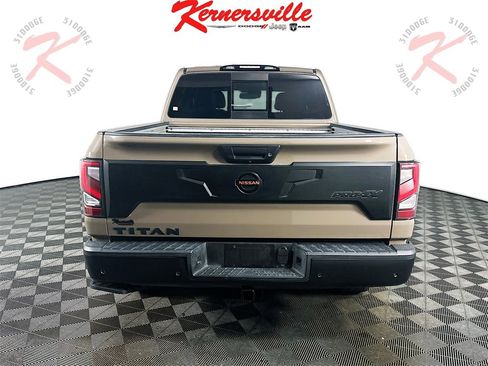 Used 2021 Nissan Titan PRO-4X w/ Pro-4x Convenience Package image 6