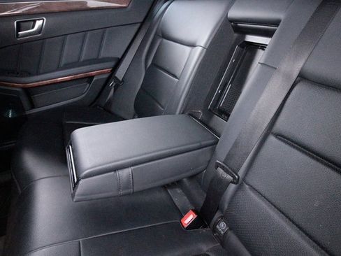 Used 2012 Mercedes-Benz E 350 4MATIC Sedan image 43