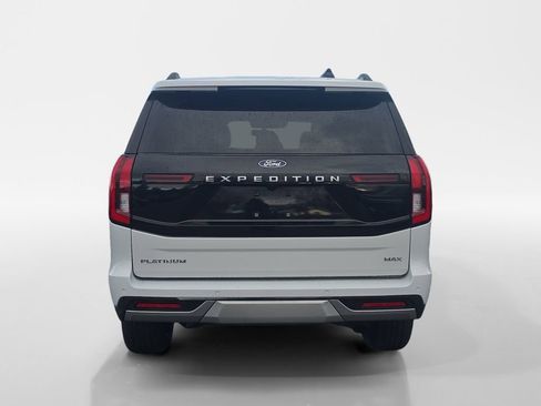 Used 2025 Ford Expedition Max Platinum image 4