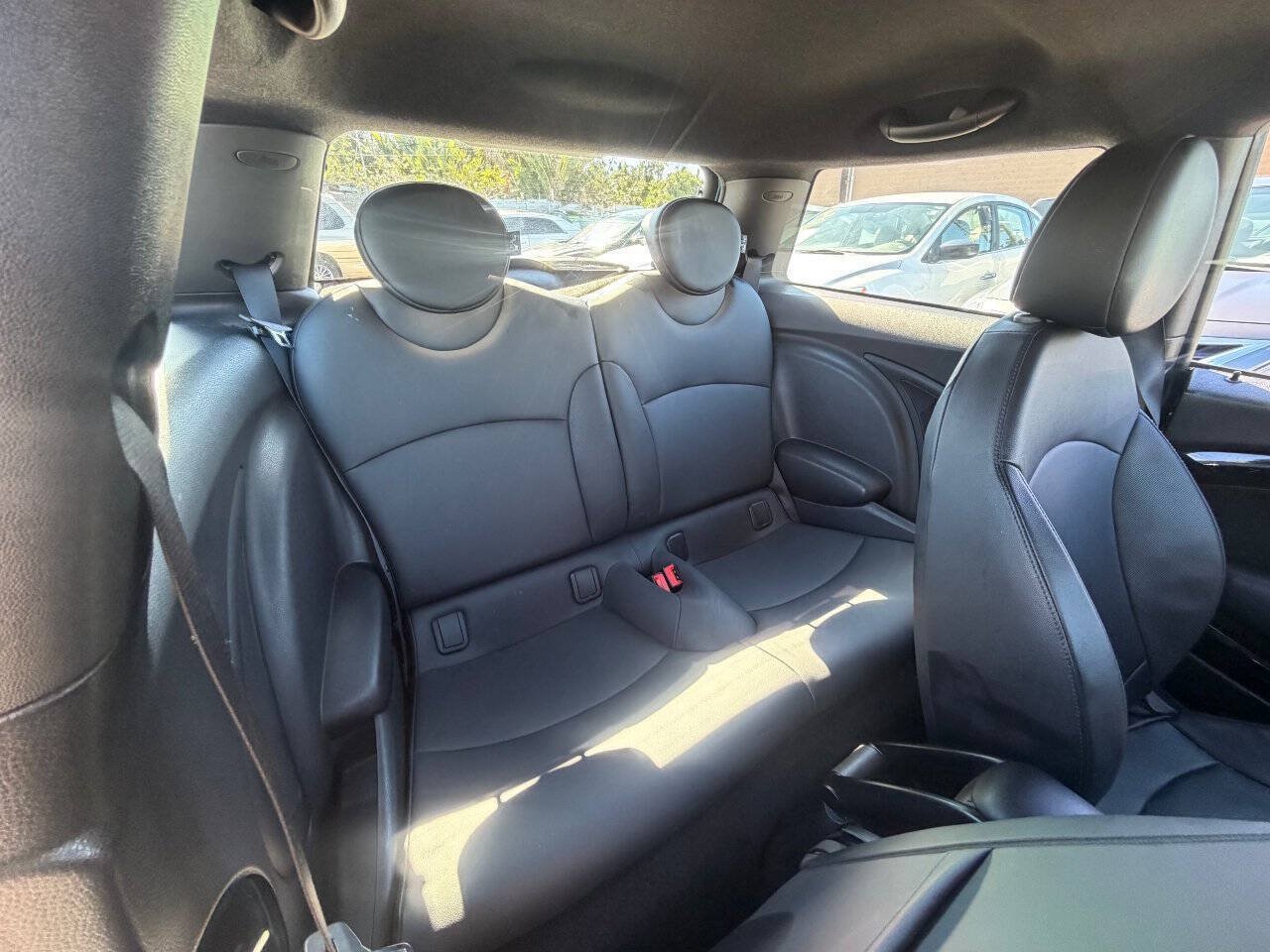 Used 2013 MINI Cooper Hardtop FWD image 9