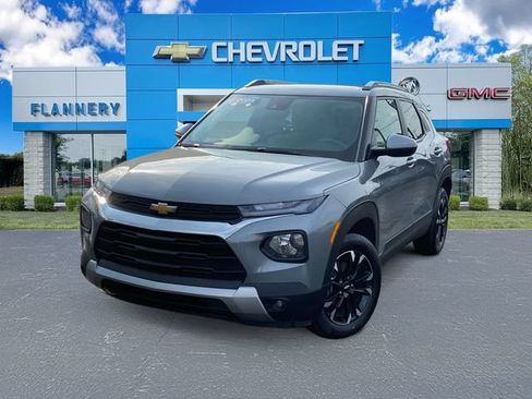Used 2023 Chevrolet TrailBlazer LT w/ Convenience Package AWD/4WD image 1