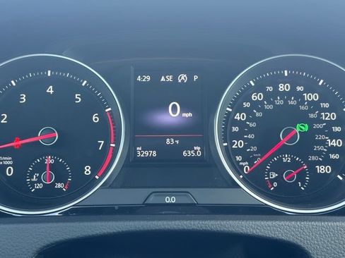 Used 2019 Volkswagen GTI SE FWD image 8