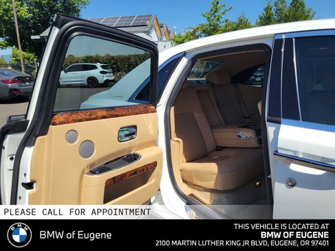 Used 2012 Rolls-Royce Ghost RWD image 14