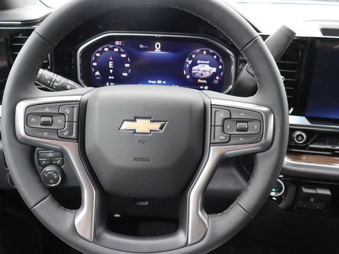 New 2026 Chevrolet Silverado 1500 LT AWD/4WD image 7