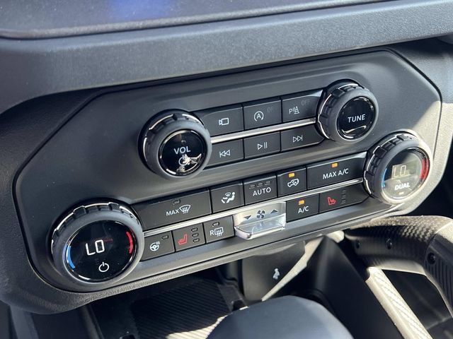New 2026 Ford Bronco Raptor w/ Interior Carbon Fiber Pack AWD/4WD image 33